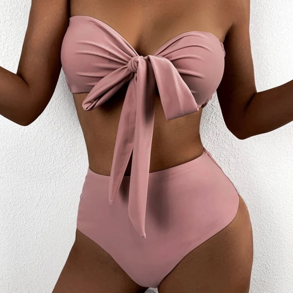 Pink bikini set